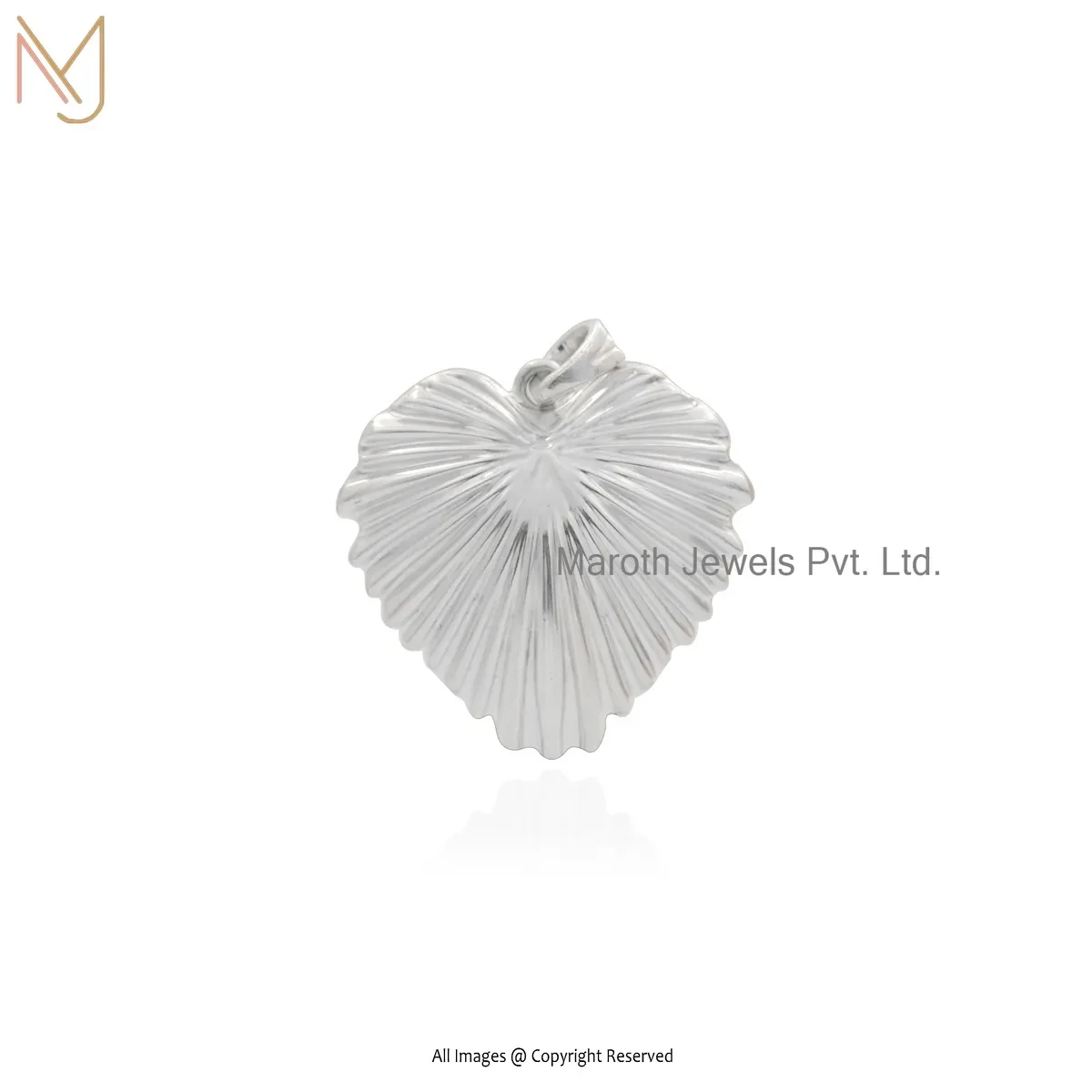925 Silver Natural Silver Plated Fluted Heart Pendant Jewelry Supplier