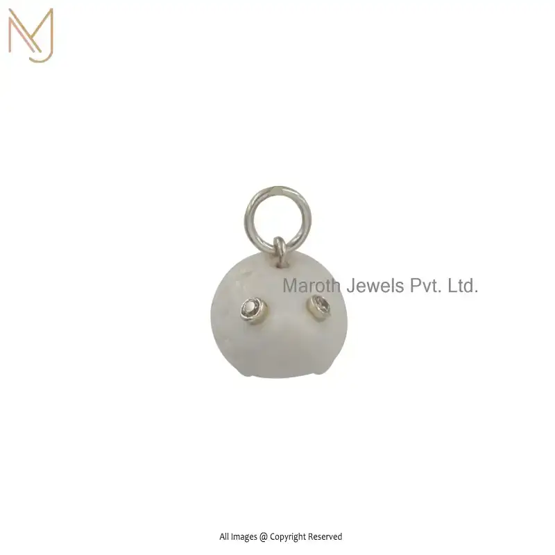 Wholesale 925 Silver Natural Silver Plated White Coral & Cubic Zircon Carved Hedgehog Pendant