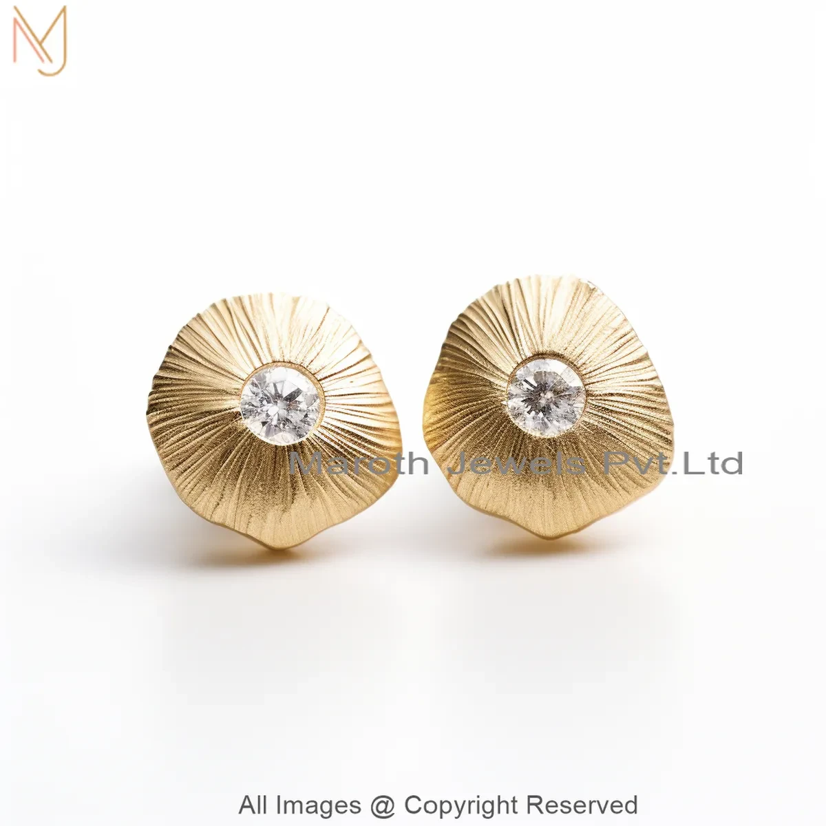 925 Silver Yellow Gold Plated Moissanite Sunray Texture Diamond Stud Earrings Jewelry Supplier