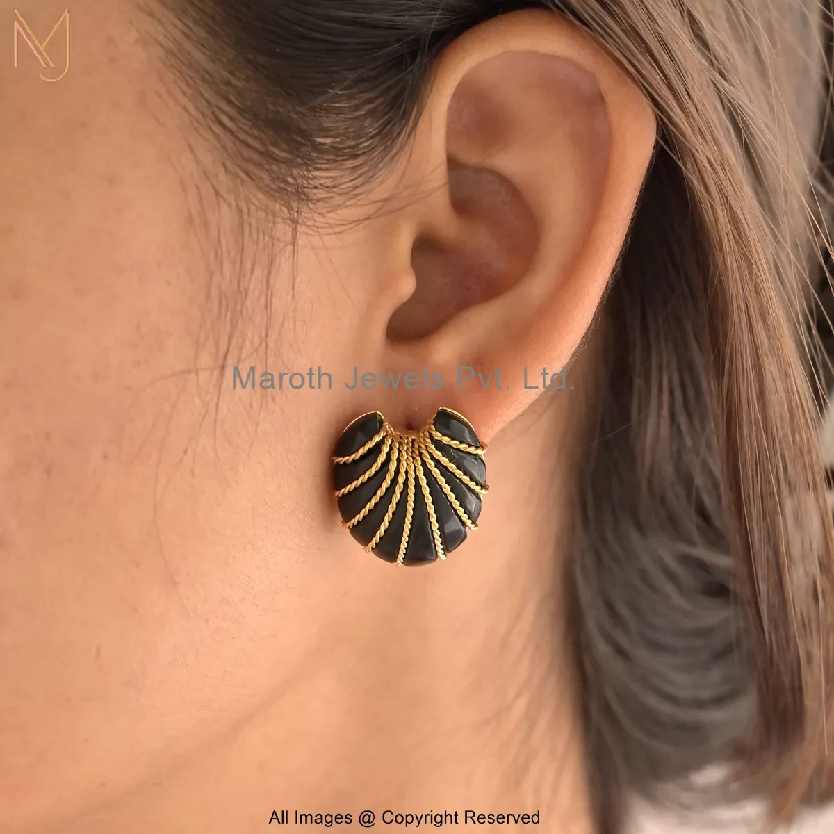 925 Silver Yellow Gold Plated Black Onyx Shell Stud Earring Manufacturer