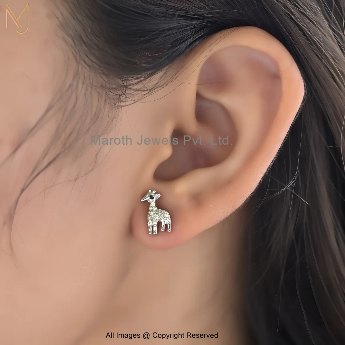 925 Silver White Gold Plated Black Cubic Zircon Ziraffe Stud Earring Custom Jewelry